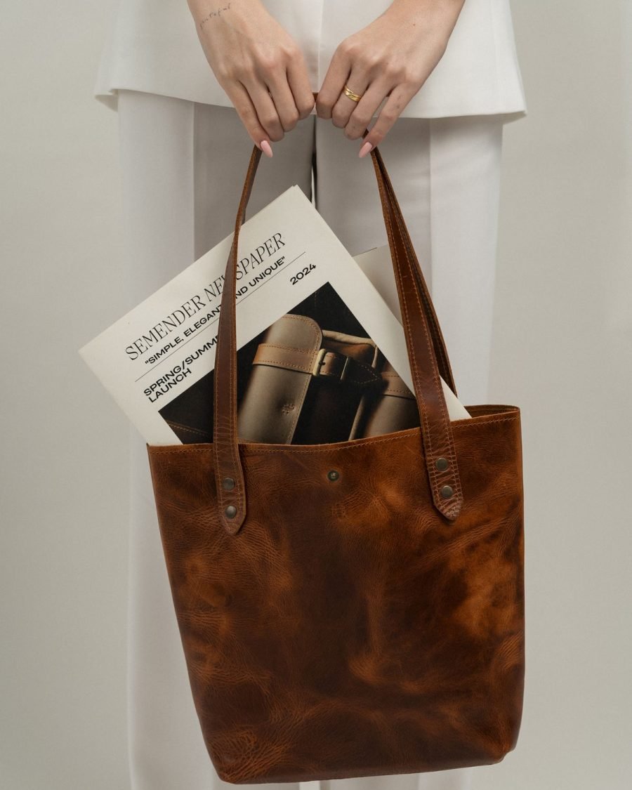 Navy Structured Tote Bag — Look 2