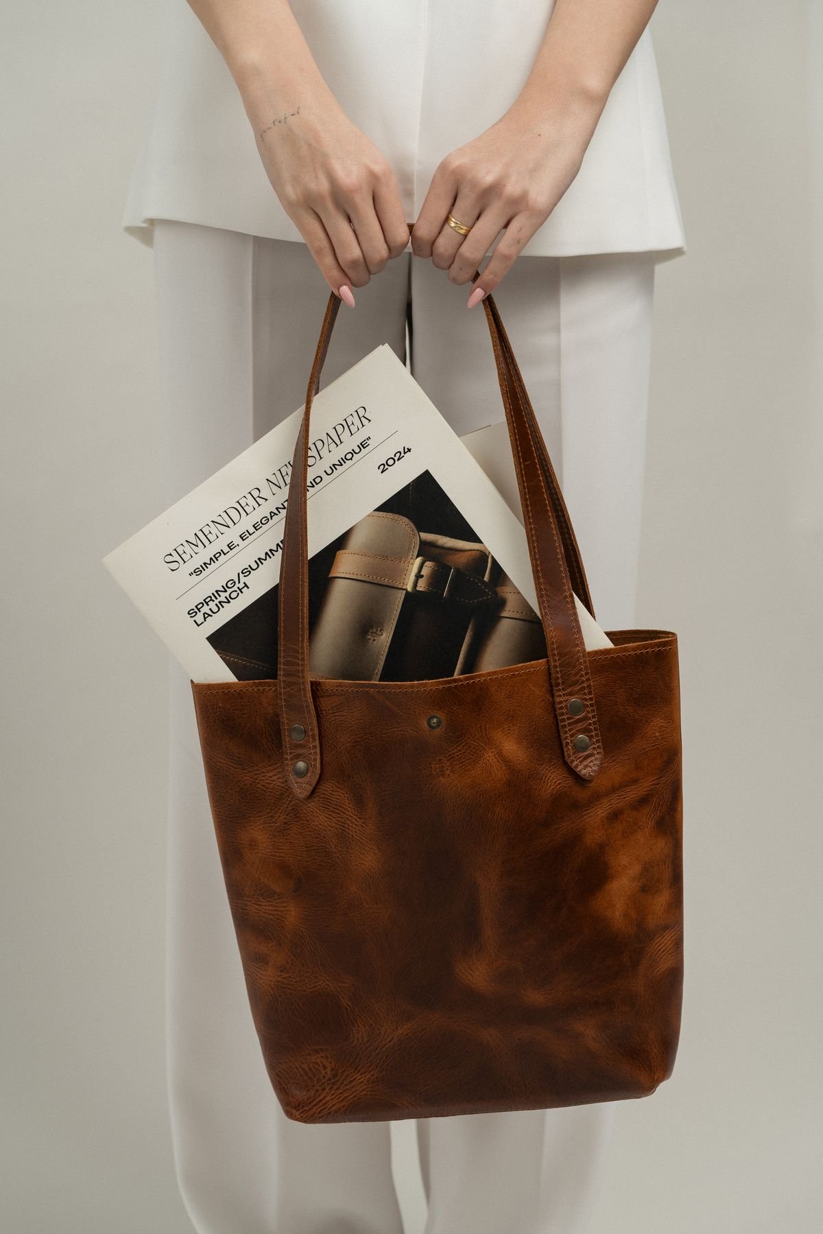 Navy Structured Tote Bag — Look 2
